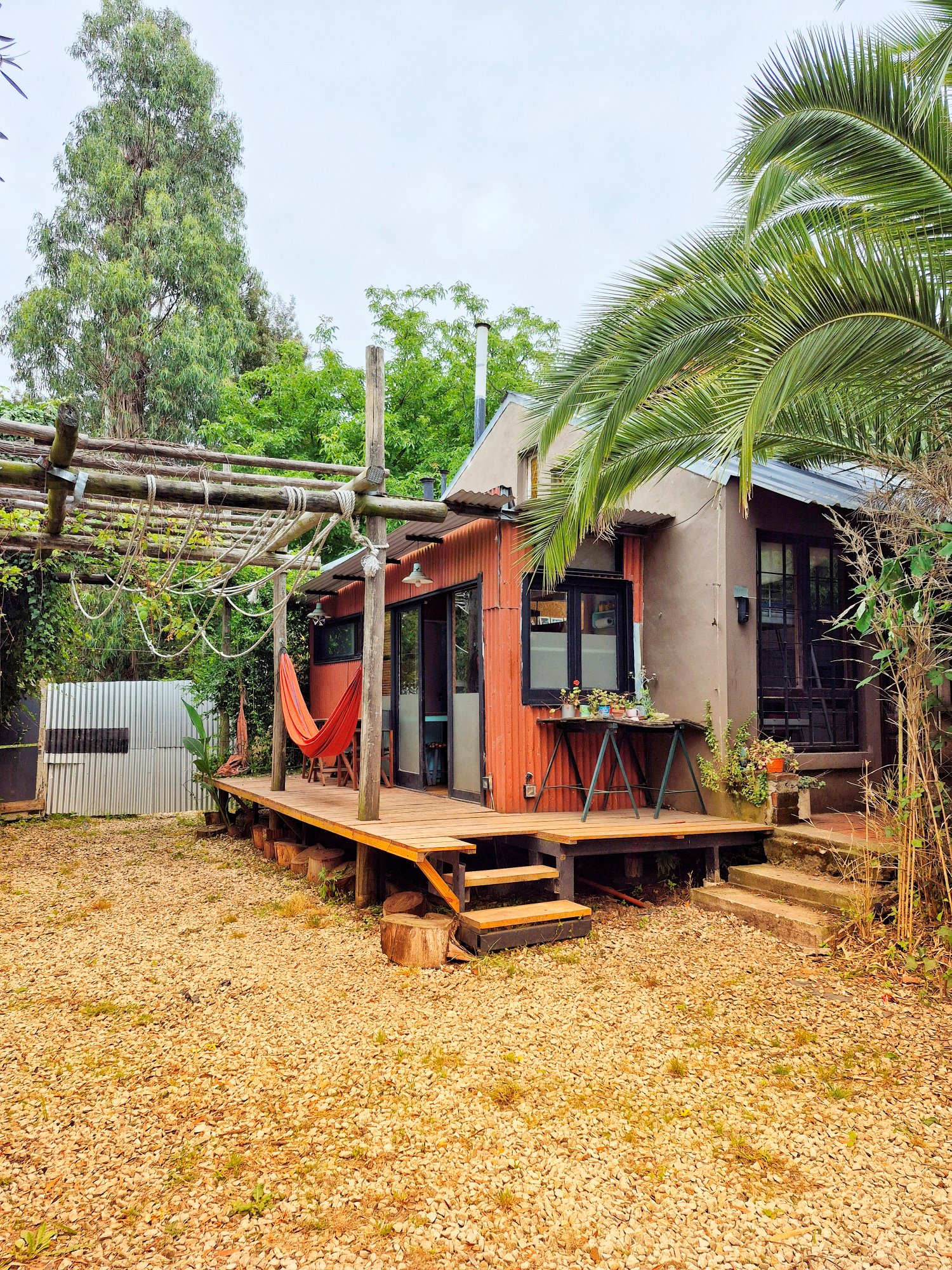La Surfera, vista exterior