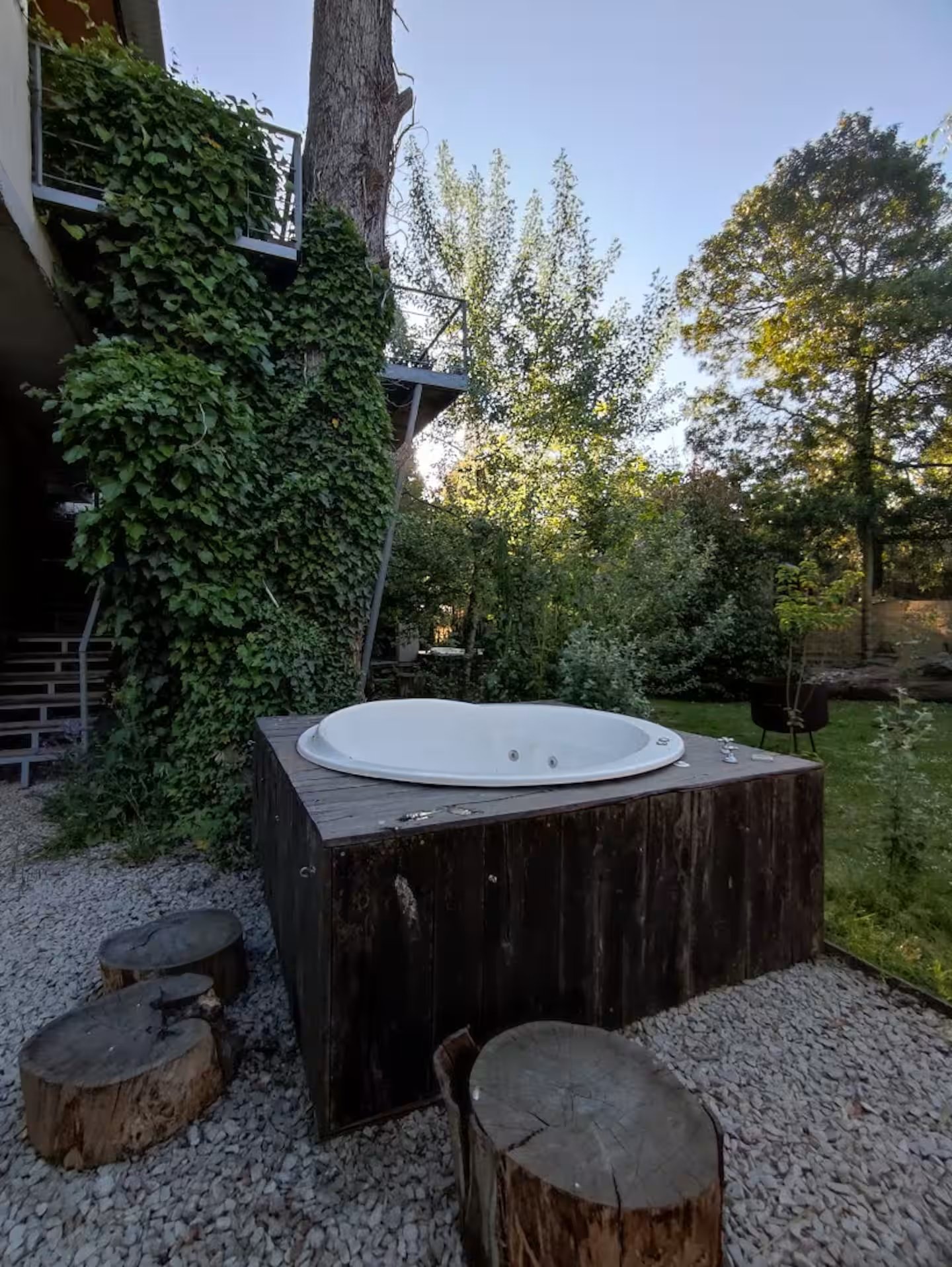 Utopía 1, jacuzzi