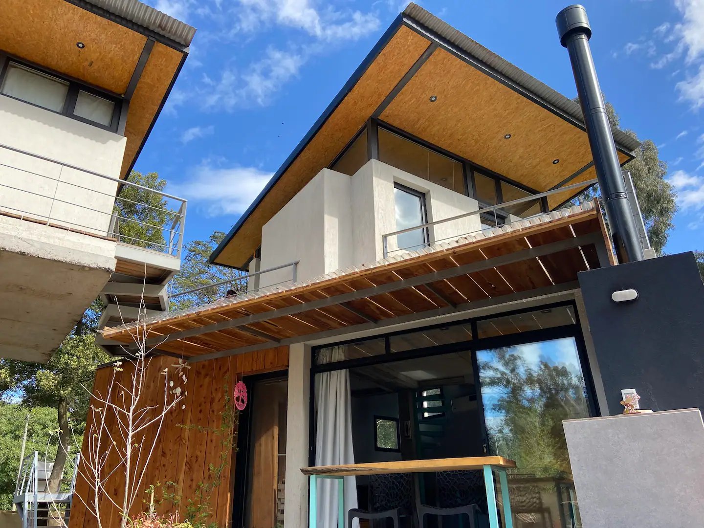 Utopía 2, exterior